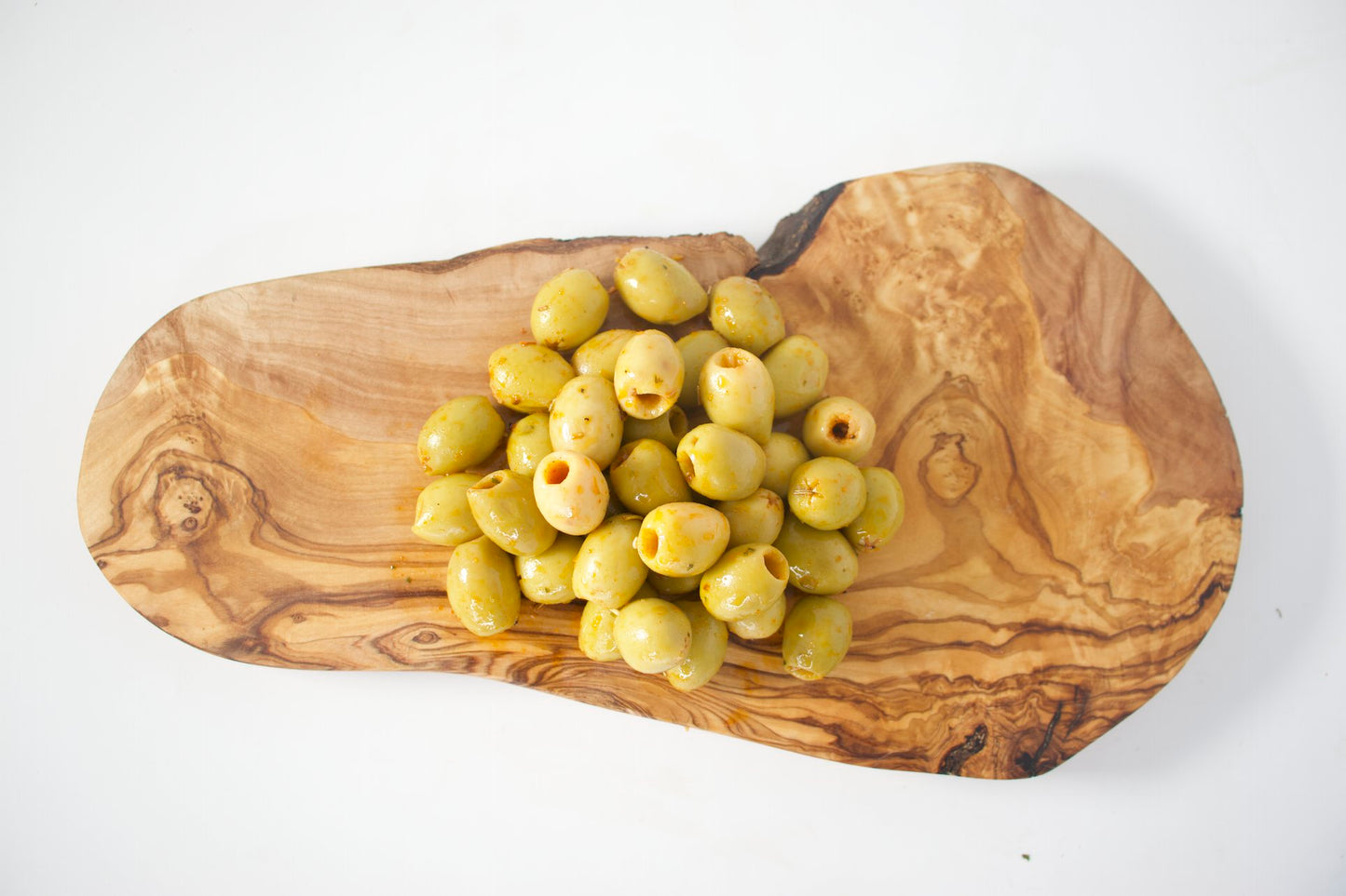 OLIVES VERTES MARINÉES DÉNOYAUTÉES AU PIMENT CAJUN / PITTED MARINATED GREEN OLIVES WITH CAJUN PEPPER